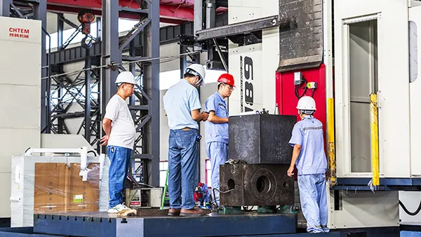 الخدمات والدعم