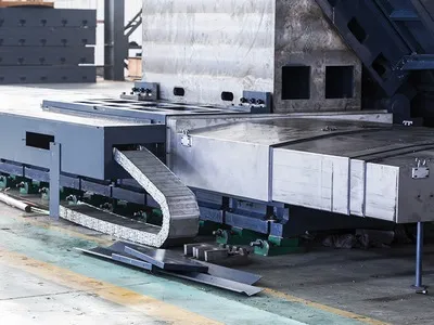 ماكينة حفر وتفريز CNC جسرية (جسر متحرك وطاولة ثابتة)